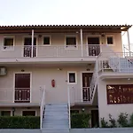 Ammos Aparthotel