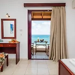 Ammos Aparthotel 4*
