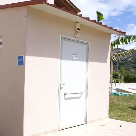 Ammos Aparthotel Minia