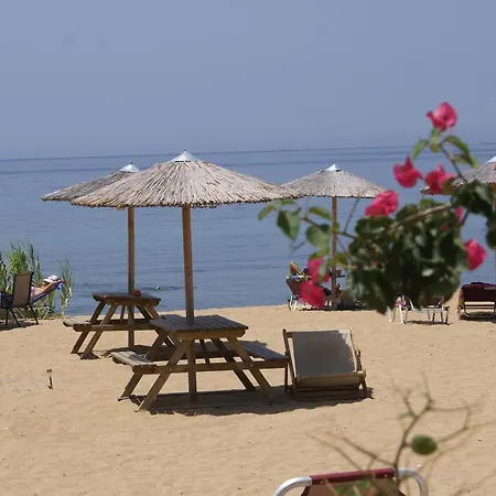Ammos Apartahotel 4*