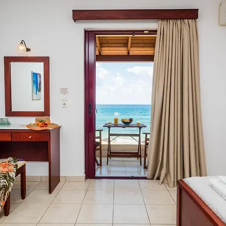 Ammos Aparthotel 3*