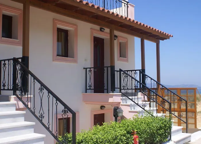 Ammos Apartahotel Minia