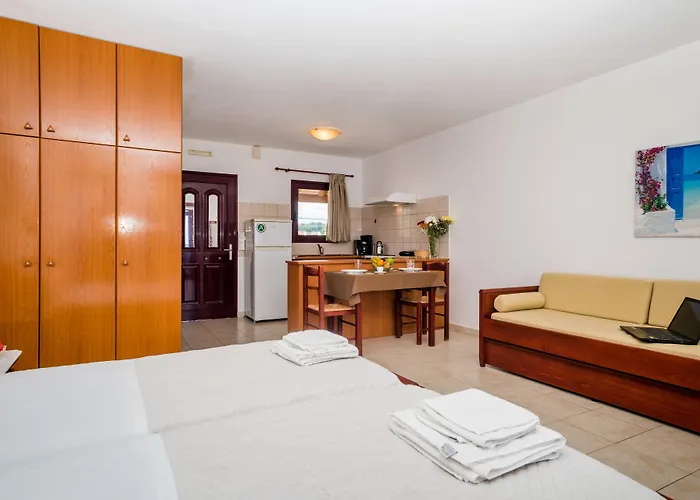 Apartahotel Ammos 4*