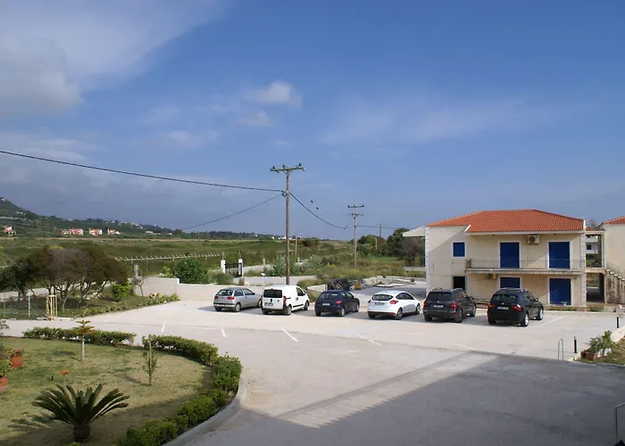 Ammos Apartahotel 4*