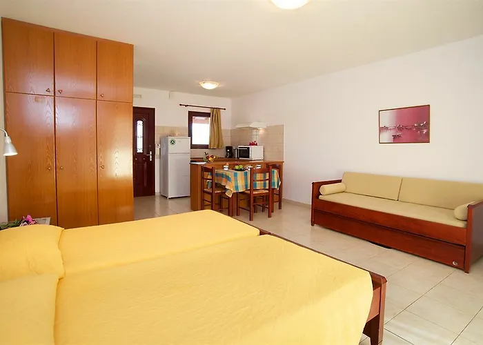 Apartahotel Ammos Minia