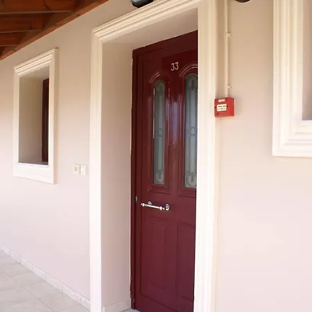 Ammos Aparthotel 3*