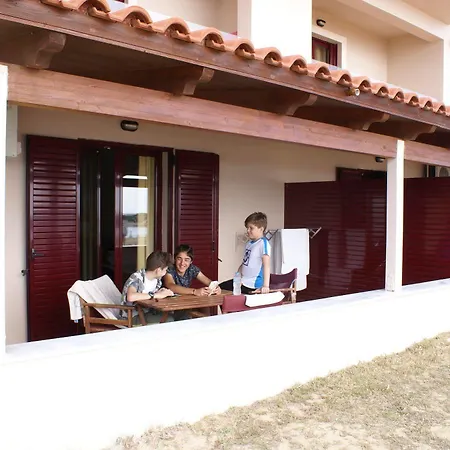 Ammos Aparthotel 3*
