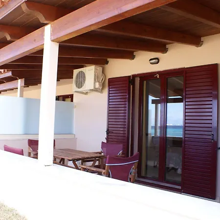 Aparthotel Ammos Minia